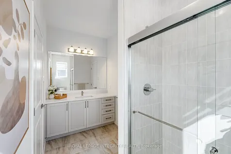 1027 Parabolica Way Kanata ON K2T 0R1