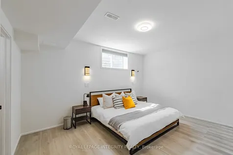 1027 Parabolica Way Kanata ON K2T 0R1