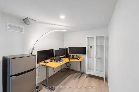 1027 Parabolica Way Kanata ON K2T 0R1
