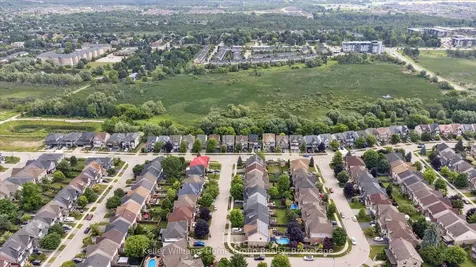 18 Geddes Crescent Guelph ON N1G 5K7