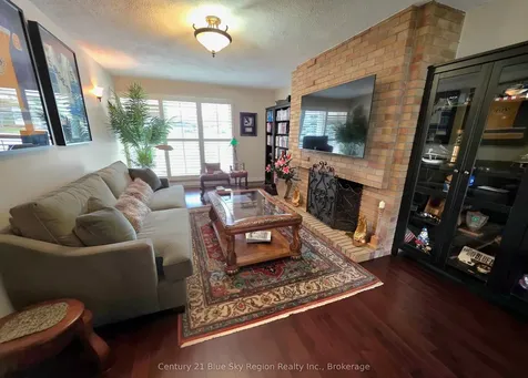 941 Pinewood Road North Bay ON P1B 4P2