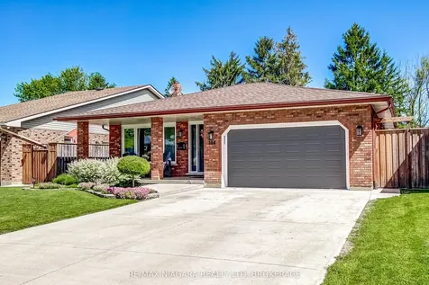 104 Whiteoak Crescent Welland ON L3C 6E6