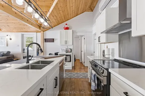 112 Sturgeon Glen Road Kawartha Lakes ON K0M 1N0