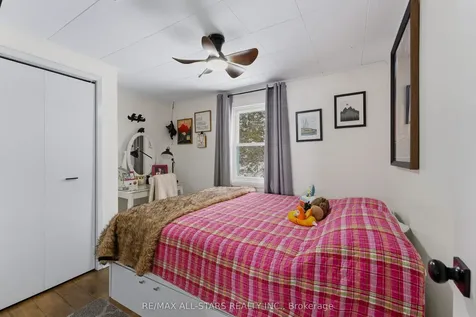 112 Sturgeon Glen Road Kawartha Lakes ON K0M 1N0