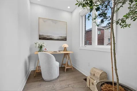 115 Avanti Crescent Hamilton ON L8B 1W7
