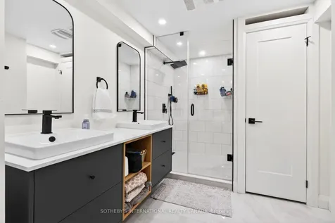 115 Avanti Crescent Hamilton ON L8B 1W7