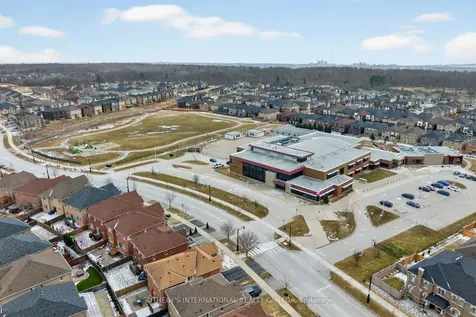 115 Avanti Crescent Hamilton ON L8B 1W7