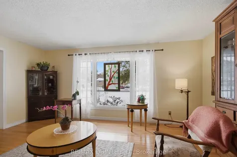 527 Montrose Road Quinte West ON K8R 1B2