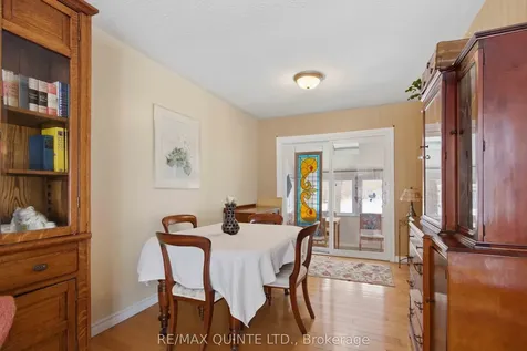 527 Montrose Road Quinte West ON K8R 1B2