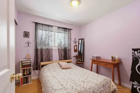 527 Montrose Road Quinte West ON K8R 1B2