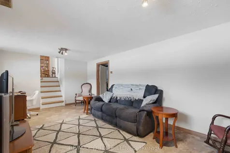 527 Montrose Road Quinte West ON K8R 1B2