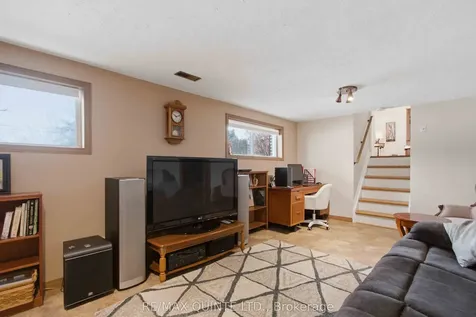 527 Montrose Road Quinte West ON K8R 1B2