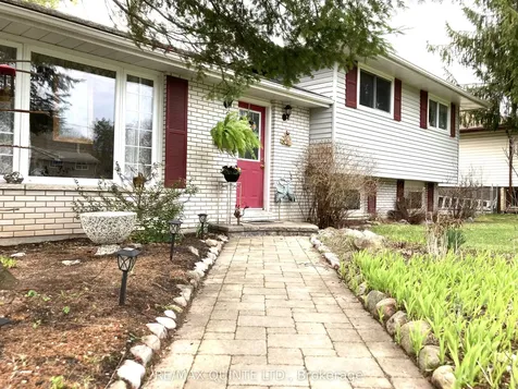 527 Montrose Road Quinte West ON K8R 1B2