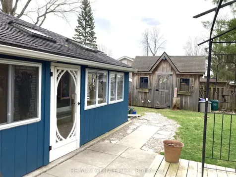 527 Montrose Road Quinte West ON K8R 1B2