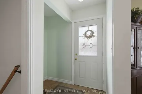 527 Montrose Road Quinte West ON K8R 1B2