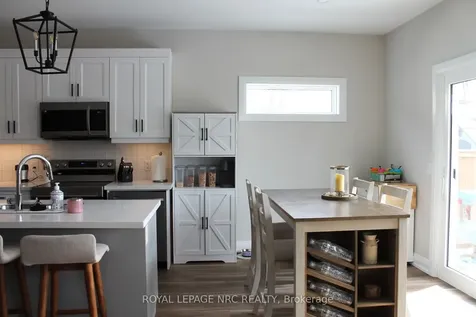 19 Cambridge Road E Fort Erie ON L0S 1B0