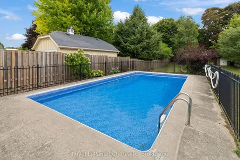 40 Grosvenor Street S Saugeen Shores ON N0H 2L0