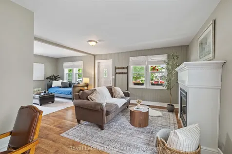 40 Grosvenor Street S Saugeen Shores ON N0H 2L0