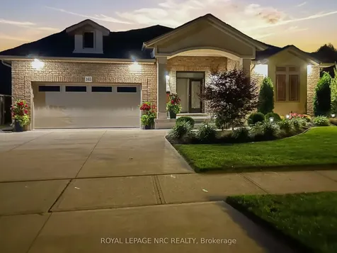 165 Colbeck Drive Welland ON L3C 7M1