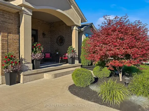 165 Colbeck Drive Welland ON L3C 7M1
