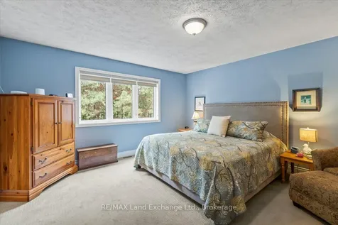 737 Green Street Saugeen Shores ON N0H 2C4