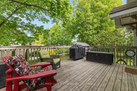 737 Green Street Saugeen Shores ON N0H 2C4