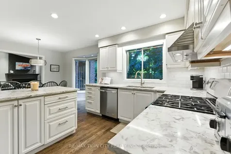91 Abbey Close Hamilton ON L9G 4K9