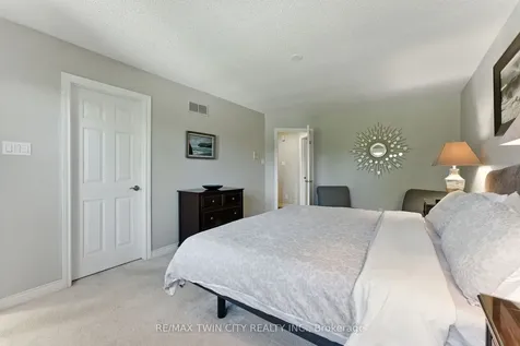 91 Abbey Close Hamilton ON L9G 4K9
