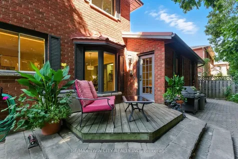 91 Abbey Close Hamilton ON L9G 4K9
