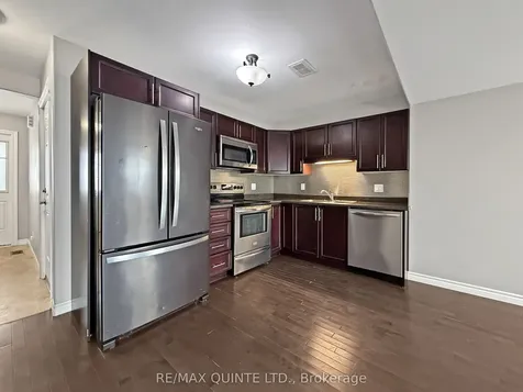 77 Mountain Ash Drive Belleville ON K8N 0E3