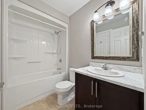 77 Mountain Ash Drive Belleville ON K8N 0E3