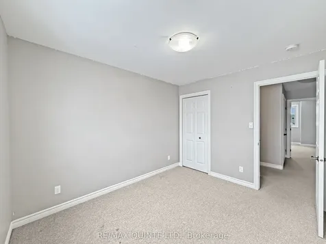 77 Mountain Ash Drive Belleville ON K8N 0E3