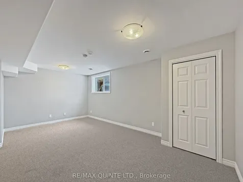 77 Mountain Ash Drive Belleville ON K8N 0E3