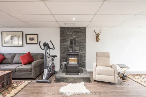 10 Cedartree Lane Kawartha Lakes ON K0M 1A0