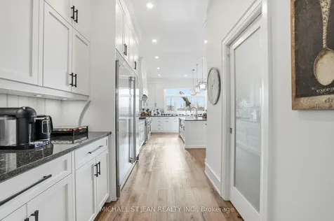 119 Willowbrook Drive Welland ON L3C 0G2