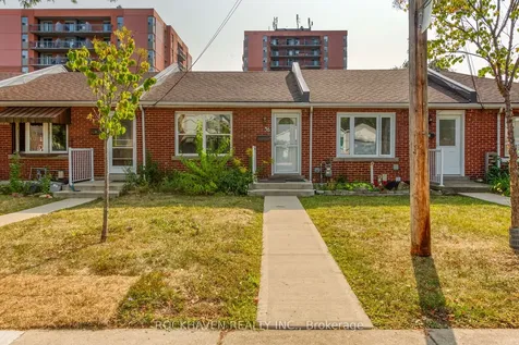 36 Macklin Street N Hamilton ON L8S 3S1