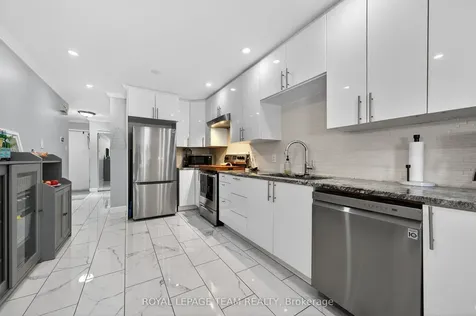 141 Acklam Terrace Kanata ON K2K 2J4