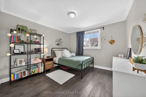 141 Acklam Terrace Kanata ON K2K 2J4