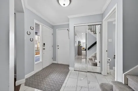 141 Acklam Terrace Kanata ON K2K 2J4
