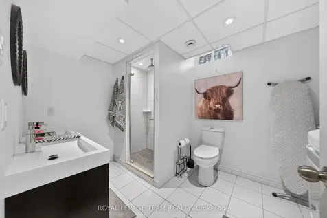 141 Acklam Terrace Kanata ON K2K 2J4