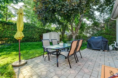 141 Acklam Terrace Kanata ON K2K 2J4