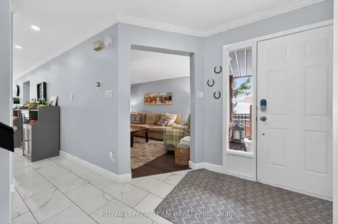 141 Acklam Terrace Kanata ON K2K 2J4