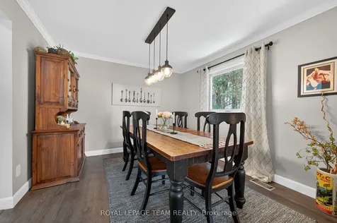 141 Acklam Terrace Kanata ON K2K 2J4