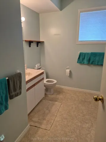 2022 7th Avenue E Owen Sound ON N4K 6R9