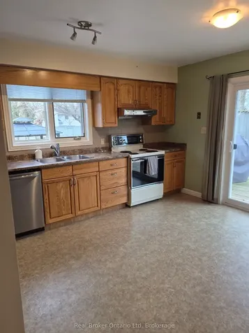 2022 7th Avenue E Owen Sound ON N4K 6R9