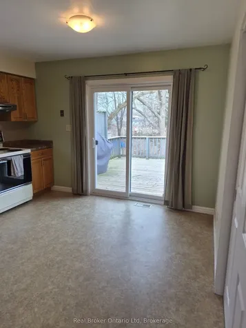 2022 7th Avenue E Owen Sound ON N4K 6R9