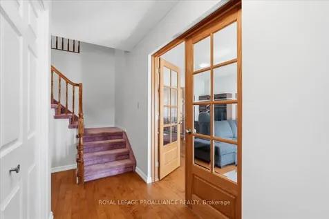 276 College Street W Belleville ON K8P 4X6