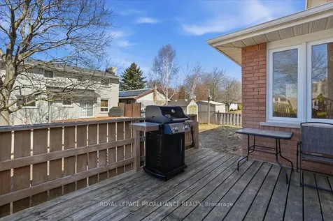 276 College Street W Belleville ON K8P 4X6