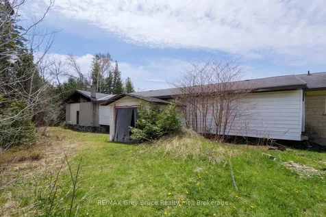 7382 Highway 6 N/a Northern Bruce Peninsula ON N0H 2R0