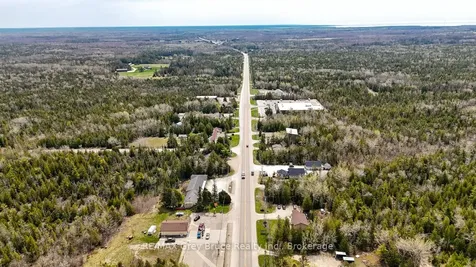 7382 Highway 6 N/a Northern Bruce Peninsula ON N0H 2R0